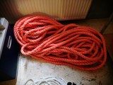 Touw, oranje kunststof, 16 mm dik, 95 meter lang